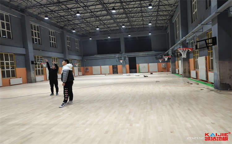內蒙古準格爾旗薛家灣籃球館木地板案例